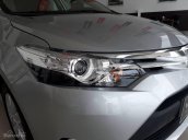 Bán Toyota đời 2017, màu bạc, ưu đãi 70 triệu