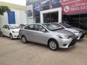 Bán Toyota đời 2017, màu bạc, ưu đãi 70 triệu