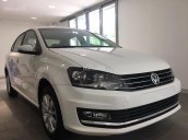 Bán Volkswagen Polo Sedan đời 2017, màu trắng, nhập Đức. LH Hương 0902.608.293