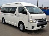 Cần bán Toyota Hiace sản xuất 2017, màu bạc