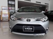 Bán ô tô Toyota Vios năm 2017, màu bạc giá cạnh tranh