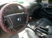 Bán ô tô BMW 318i sản xuất 2005, màu bạc, giá tốt