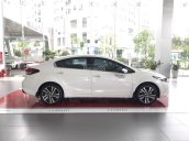 Giá bán Kia Cerato 1.6 MT tại Kia Phạm Văn Đồng, giảm giá sốc tháng 11/2018, mua xe chỉ với 120 triệu - Lh: 0938809627