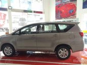 Toyota Innova G đời 2017, khuyến mãi khuyến mãi giá xe, tặng phụ kiện và bảo hiểm lên đến 55 triệu. Có xe giao ngay