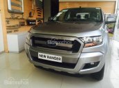 Bán xe Ranger XLS AT màu trắng nhập khẩu chính hãng 2017 tại Sơn La, giá 685 triệu