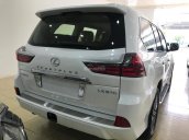 Bán Lexus LX570 xe mới 100%, giao ngay màu trắng, vàng. LH 0904754444