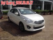 Cần bán xe Mitsubishi Attrage tại Đà Nẵng, màu trắng, Lh Quang 0905596067, vay lên đến 90 %