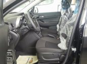 Bán xe Chevrolet Orlando 2017, mới, màu đen, giá tốt
