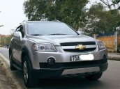 Cần bán Chevrolet Captiva đời 2007, màu bạc, xe số sàn