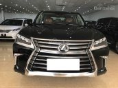 Bán Lexus LX 570 màu đen SX 2016, ĐK 2016 tư nhân. Xe đi được mấy ngàn km, còn mới cứng, phí sang tên 2%