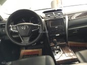 Cần bán Toyota Camry 2.5Q năm 2015, màu đen