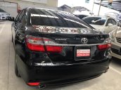 Cần bán Toyota Camry 2.5Q năm 2015, màu đen