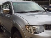 Cần bán Mitsubishi Triton MT năm 2009, màu bạc số sàn giá cạnh tranh