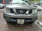 Gia đình bán xe Nissan Navara LE 2013, bản 2.4,hai cầu, nhập khẩu Thái Lan