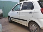 Bán Chevrolet Spark 2010, màu trắng, giá tốt