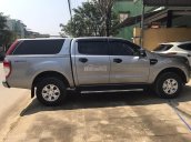 Chính chủ cần bán Ford Ranger đời 2016 AT, màu bạc, nhập khẩu chính hãng, giá chỉ 625 triệu