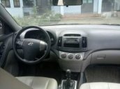 Gia đình bán Hyundai Avante đời 2011, màu đen