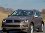 Bán ô tô Volkswagen Touareg GP đời 2017, màu nâu, nhập khẩu nguyên chiếc, giá tốt nhất thị trường