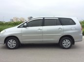 Bán Toyota Innova 2.0G bản đủ đời 2010, màu bạc, giá 415tr