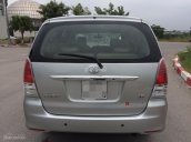 Bán Toyota Innova 2.0G bản đủ đời 2010, màu bạc, giá 415tr