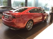 Bán ô tô Mazda 6 2.0 năm 2017, màu đỏ