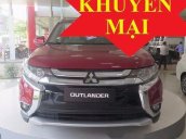 Cần bán xe Mitsubishi Outlander 2.4CVT đời 2017, màu đỏ, giá 1.175 tỷ