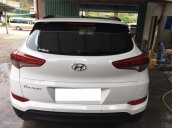 Bán ô tô Hyundai Tucson 2.0 sản xuất 2017, màu trắng, xe nhập Hàn Quốc