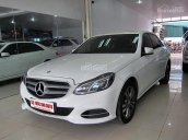 Bán Mercedes E250 đời 2014, màu trắng