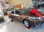 Bán xe Toyota Corolla altis đời 2017, màu nâu