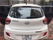 Bán Hyundai Grand i10 1.2 AT đời 2015, màu trắng chính chủ, giá tốt