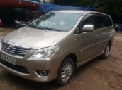 Cần bán xe Toyota Innova G 2012, màu ghi vàng chính chủ giá cạnh tranh