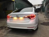 Bán xe cũ Hyundai Sonata 2015, màu trắng, nhập khẩu chính hãng, giá 850tr