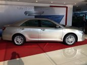 Bán ô tô Toyota Camry 2.0E AT đời 2018, liên hệ ngay để có giá tốt, hỗ trợ ngân hàng