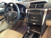 Bán ô tô Toyota Camry 2.0E AT đời 2018, liên hệ ngay để có giá tốt, hỗ trợ ngân hàng