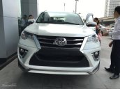 Đặt xe Fortuner 4x2 máy xăng 1 cầu 2018, sớm nhất. Liên hệ ngay