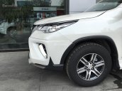 Đặt xe Fortuner 4x2 máy xăng 1 cầu 2018, sớm nhất. Liên hệ ngay