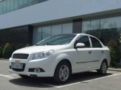 Bán Chevrolet Aveo đời 2016, màu trắng, giá tốt