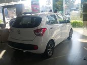 Bán ô tô Hyundai Grand i10 đời 2017, màu trắng giá cạnh tranh