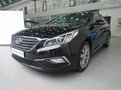 Hyundai Sonata sản xuất 2017 màu đen nhập khẩu nguyên chiếc Hàn Quốc, hỗ trợ trả góp lên đến 90% -.LH: 0904675566