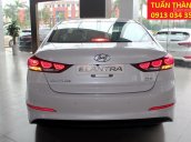 Giá xe Elantra Đà Nẵng, khuyến mại Elantra 2017 Đà Nẵng, mua bán xe ô tô Elantra Đà Nẵng