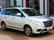 Cần bán xe Toyota Innova E 2.0MT sản xuất 2015, màu bạc