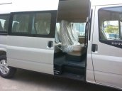 Bán Ford Transit Medium đời 2017, màu bạc, giá chỉ 815 triệu, LH: Mr. Hải - 0966877768