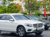 Cần bán xe Mercedes GLC250 4Matic 2017 ưu đãi tốt nhất - Có xe giao ngay tại Mercedes Quận 7