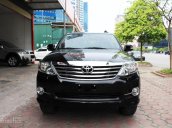 Cần bán Toyota Fortuner 2.7V (4x4) đời 2015, màu đen