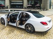 Cần bán xe Mercedes E300 AMG 2018 - chỉ cần thanh toán 500 triệu, nhận xe ngay