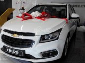Bán xe Chevrolet Cruze LTZ 1.8L đời 2017, màu trắng, trả góp 95%