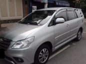 Bán xe Toyota Innova 2.0 AT đời 2015, màu bạc