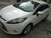 Bán Ford Fiesta năm 2012, màu trắng xe gia đình