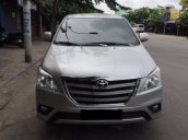 Bán xe Toyota Innova 2.0 AT đời 2015, màu bạc