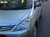 Gia đình bán lại xe Toyota Innova G đời 2009, màu bạc